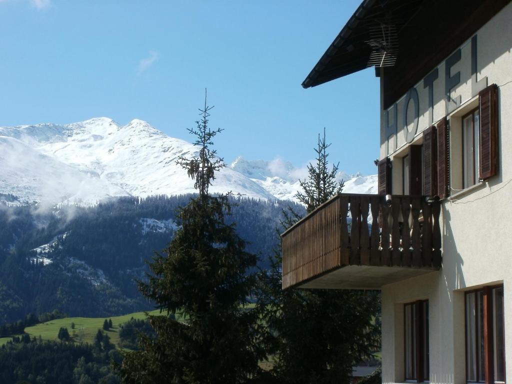 Hotel Pez Ault Disentis Eksteriør bilde
