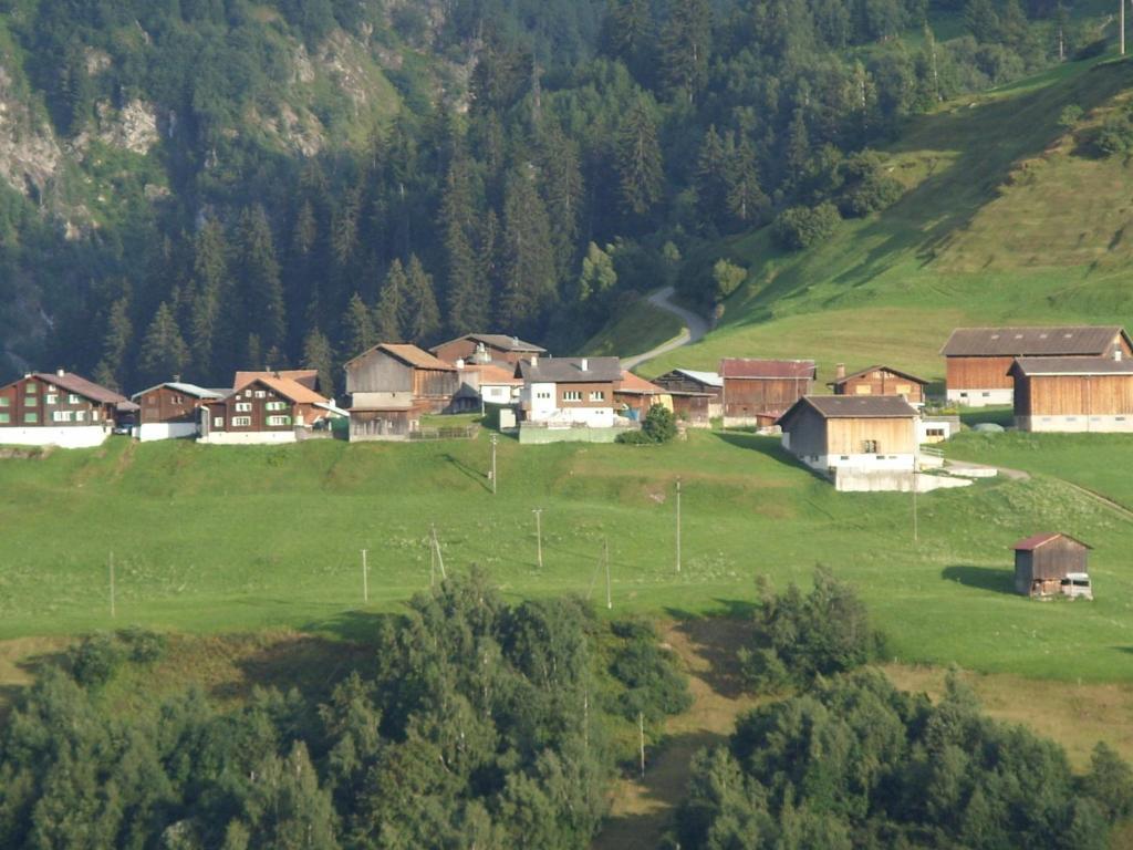 Hotel Pez Ault Disentis Eksteriør bilde