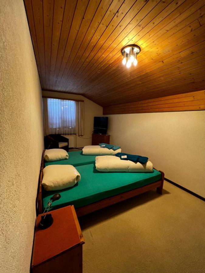 Hotel Pez Ault Disentis Eksteriør bilde